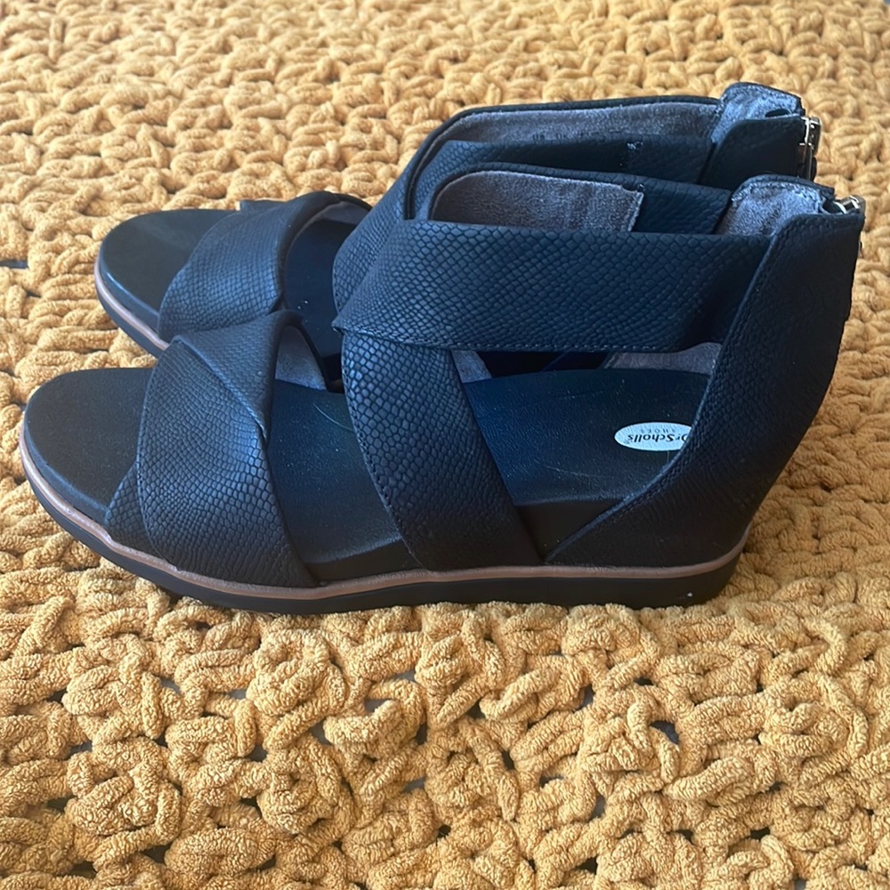 Dr. School’s Black Wedge Gladiator Sandal Size 8